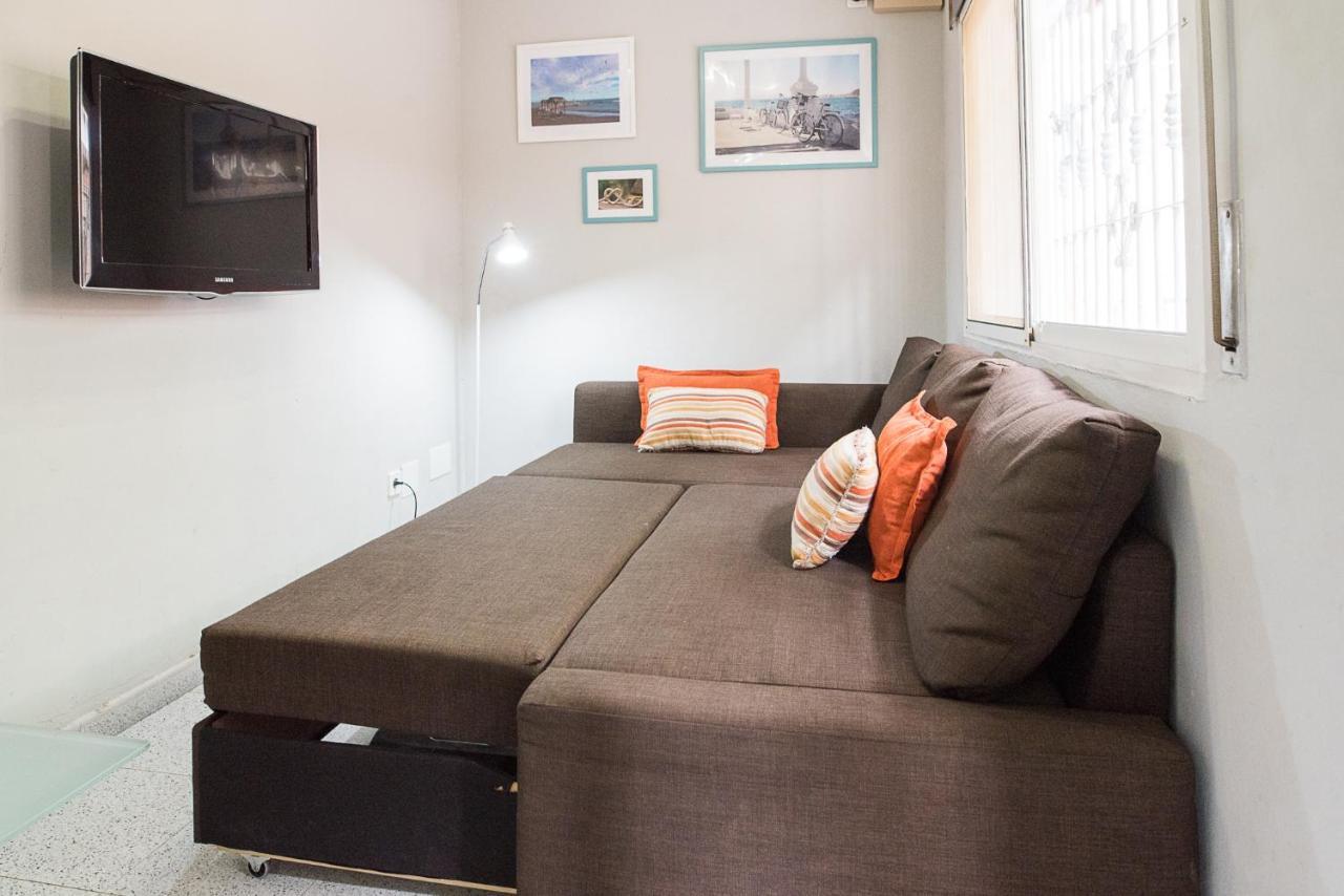 Malagaonbeach 1 - Two Bedrooms - Up To 3 People - 10 Meters Beach Экстерьер фото