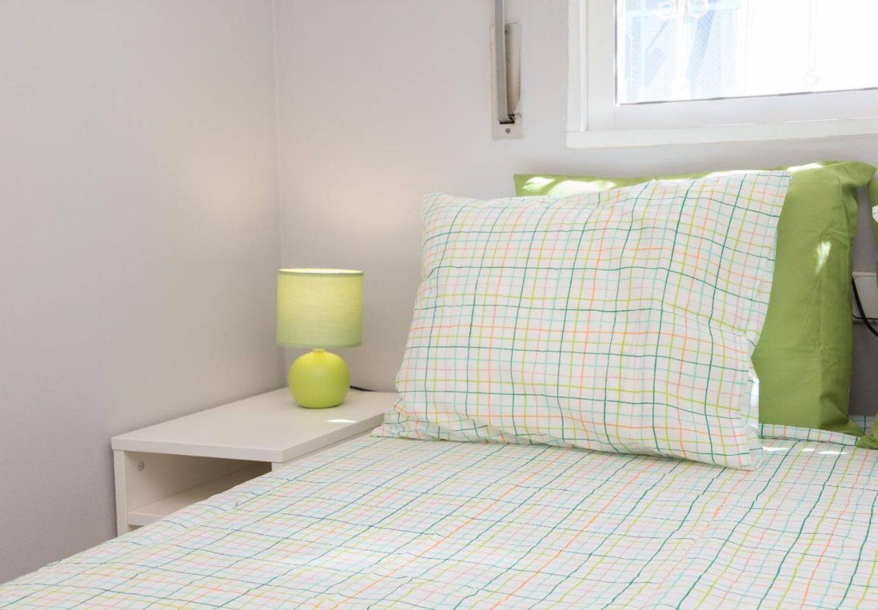 Malagaonbeach 1 - Two Bedrooms - Up To 3 People - 10 Meters Beach Экстерьер фото