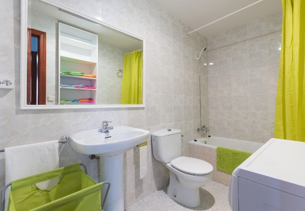 Malagaonbeach 1 - Two Bedrooms - Up To 3 People - 10 Meters Beach Номер фото